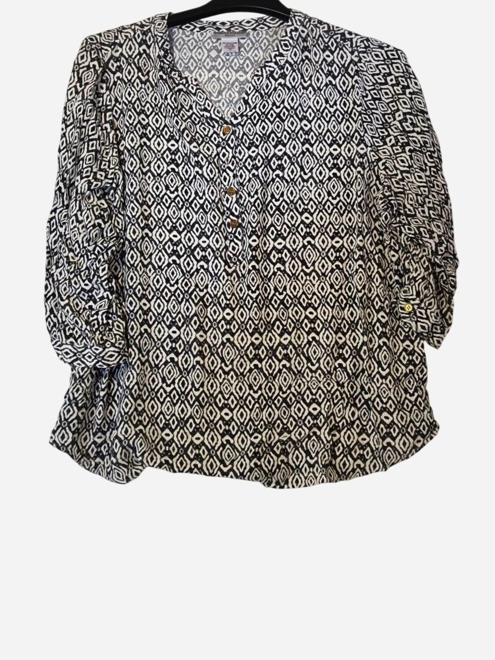 Rebecca Malone Black and White Geometric Button-Up Blouse